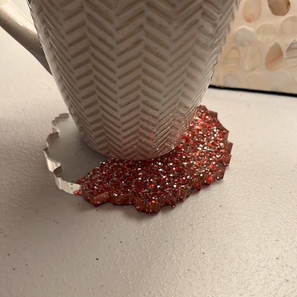 Handmade resin coaster for Christmas - Picture 4 of 4